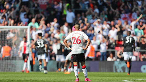 Carlos Alcaraz pictured standing with his hands on his hips looking dejected during Southampton's 2-0 loss to Fulham in May 2023